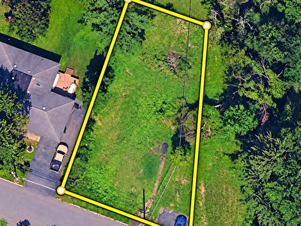 130 Lincoln Avenue, Troy, NY 12180
