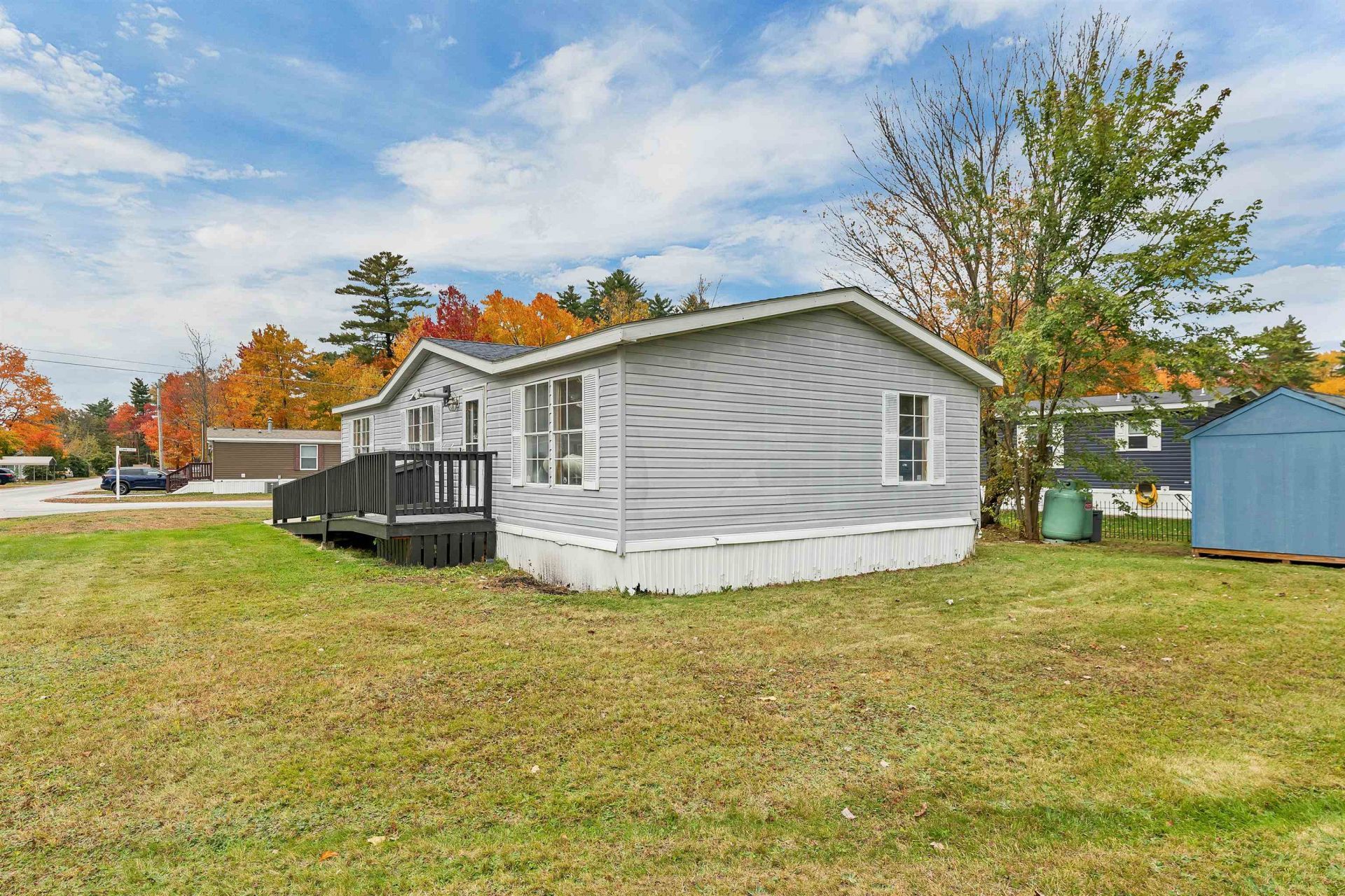 1 Mark Drive, Allenstown, NH 03275 Main Photo