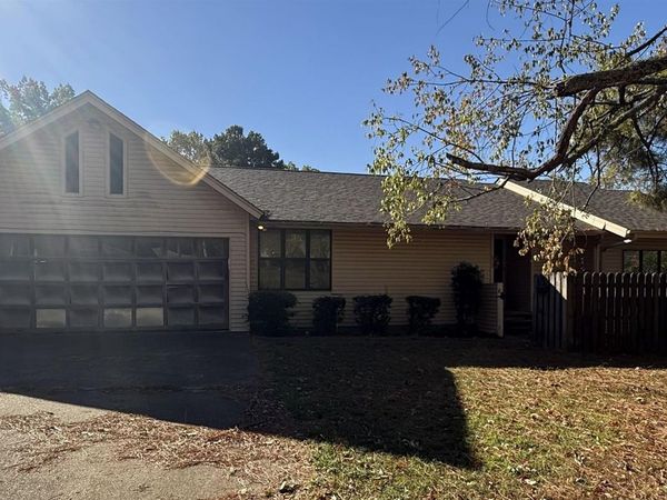 812 E Cross Street , Forrest City, AR 72335