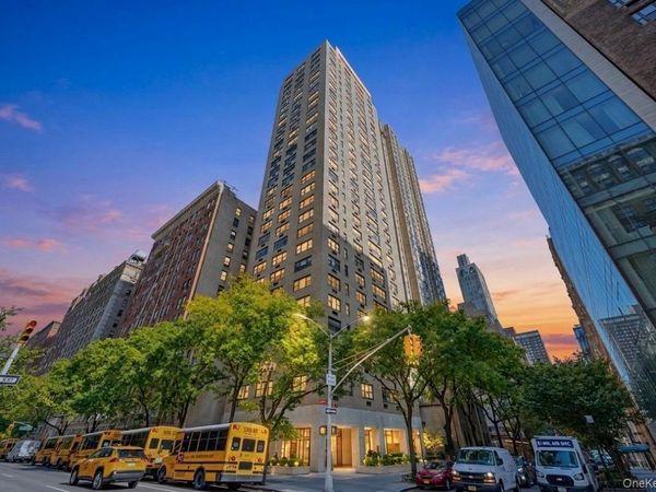 1065 Park Avenue, Unit #19C, New York (Manhattan), NY 10128