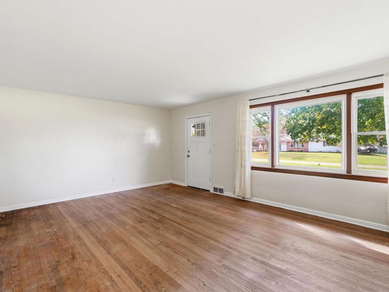 750 Fieldson Drive, Heath, OH 43056 Photo 7