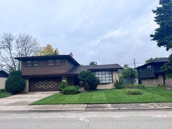 15234 Ingleside Avenue , South Holland, IL 60473