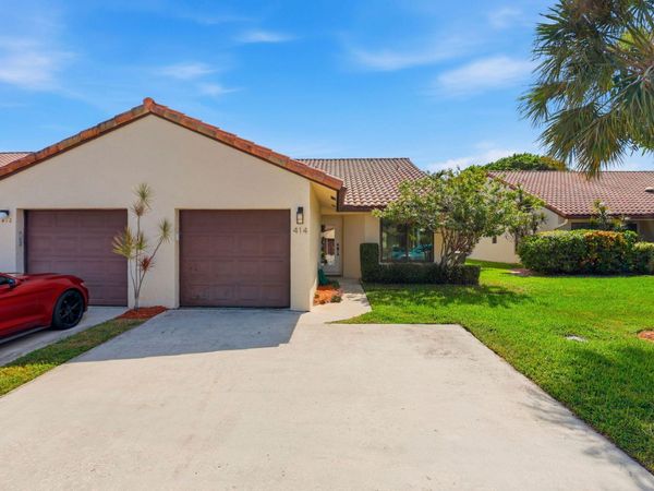 414 Buttonwood Place, Boca Raton, FL 33431