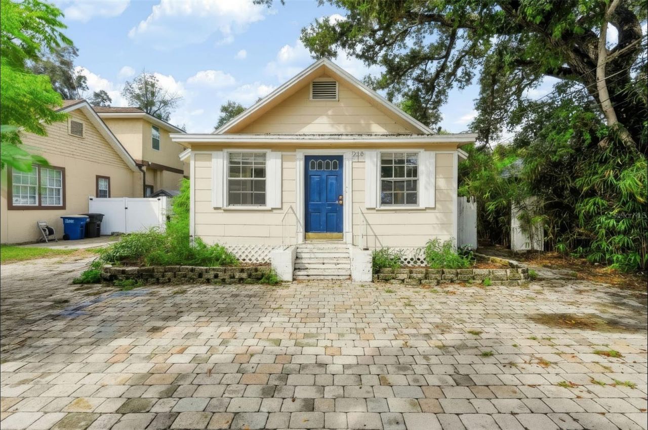 208 Vine Avenue, Unit 1,2,3,4, Clearwater, FL 33755 Main Photo