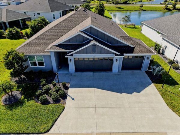 614 LAKE CREEK CIRCLE, THE VILLAGES, FL 34762