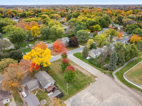 1507 Rainbow Avenue , Maple Plain, MN 55359
