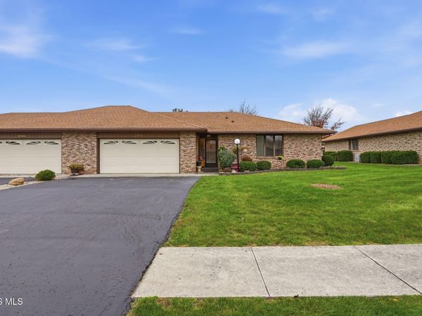 1704 Pebblestone Drive, Findlay, OH 45840