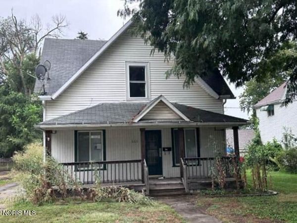 667 George Street , Clyde, OH 43410