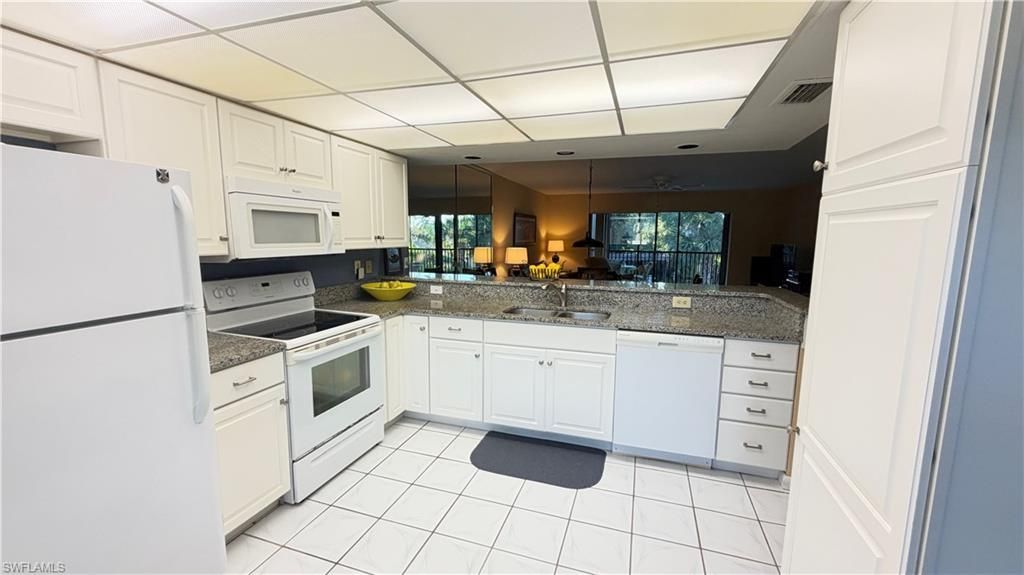 132 Pinebrook Dr, Fort Myers, FL 33907 Photo