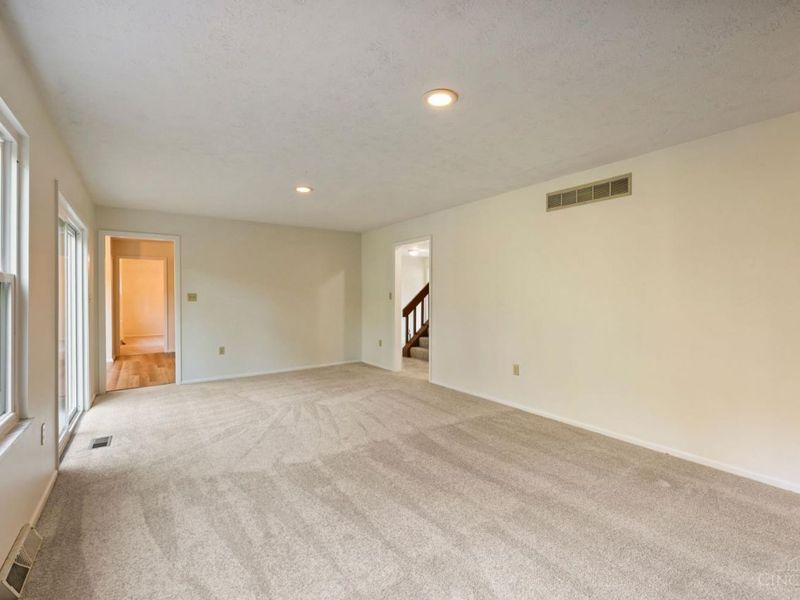 7930 Winterberry Place, West Chester, OH 45241 Photo 11