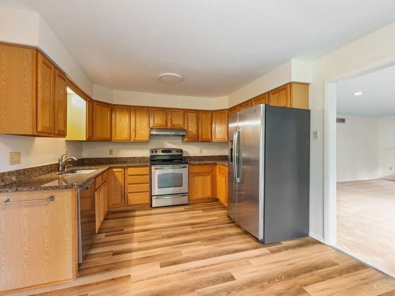 7930 Winterberry Place, West Chester, OH 45241 Photo 16