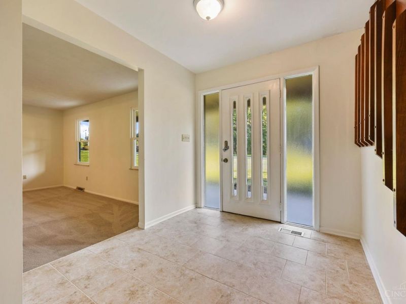 7930 Winterberry Place, West Chester, OH 45241 Photo 4