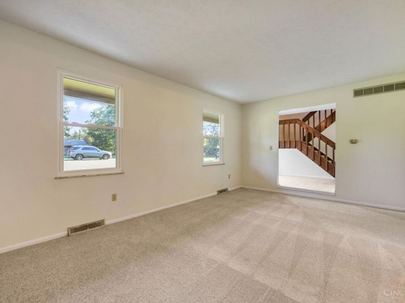 7930 Winterberry Place, West Chester, OH 45241 Photo 6