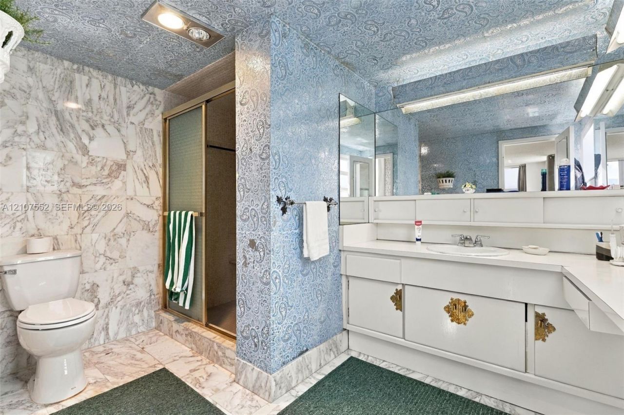 9111 E Bay Harbor Dr , Unit 6D, Bay Harbor Islands, FL 33154 Photo