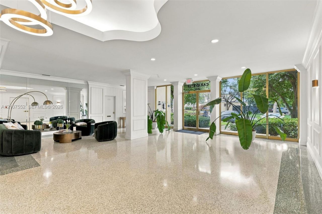 9111 E Bay Harbor Dr , Unit 6D, Bay Harbor Islands, FL 33154 Photo