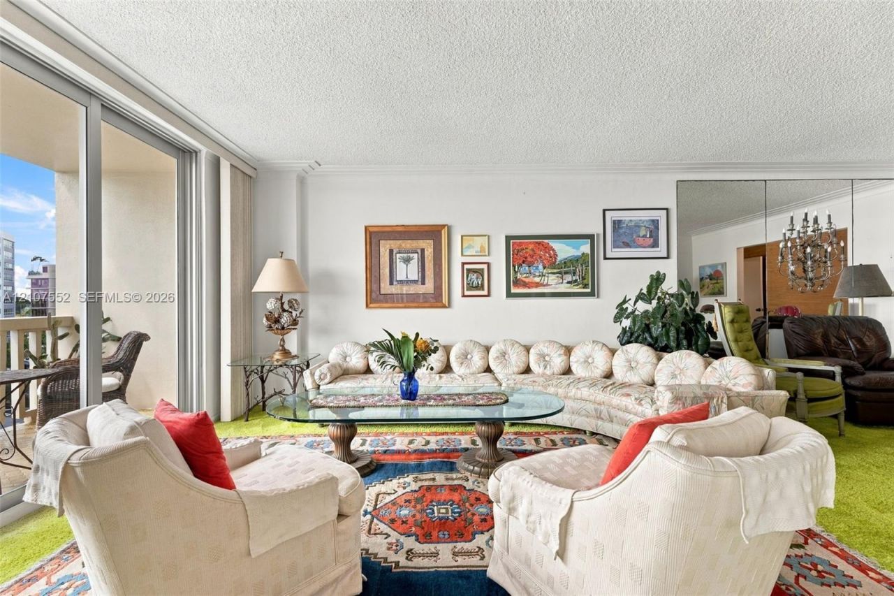 9111 E Bay Harbor Dr , Unit 6D, Bay Harbor Islands, FL 33154 Photo
