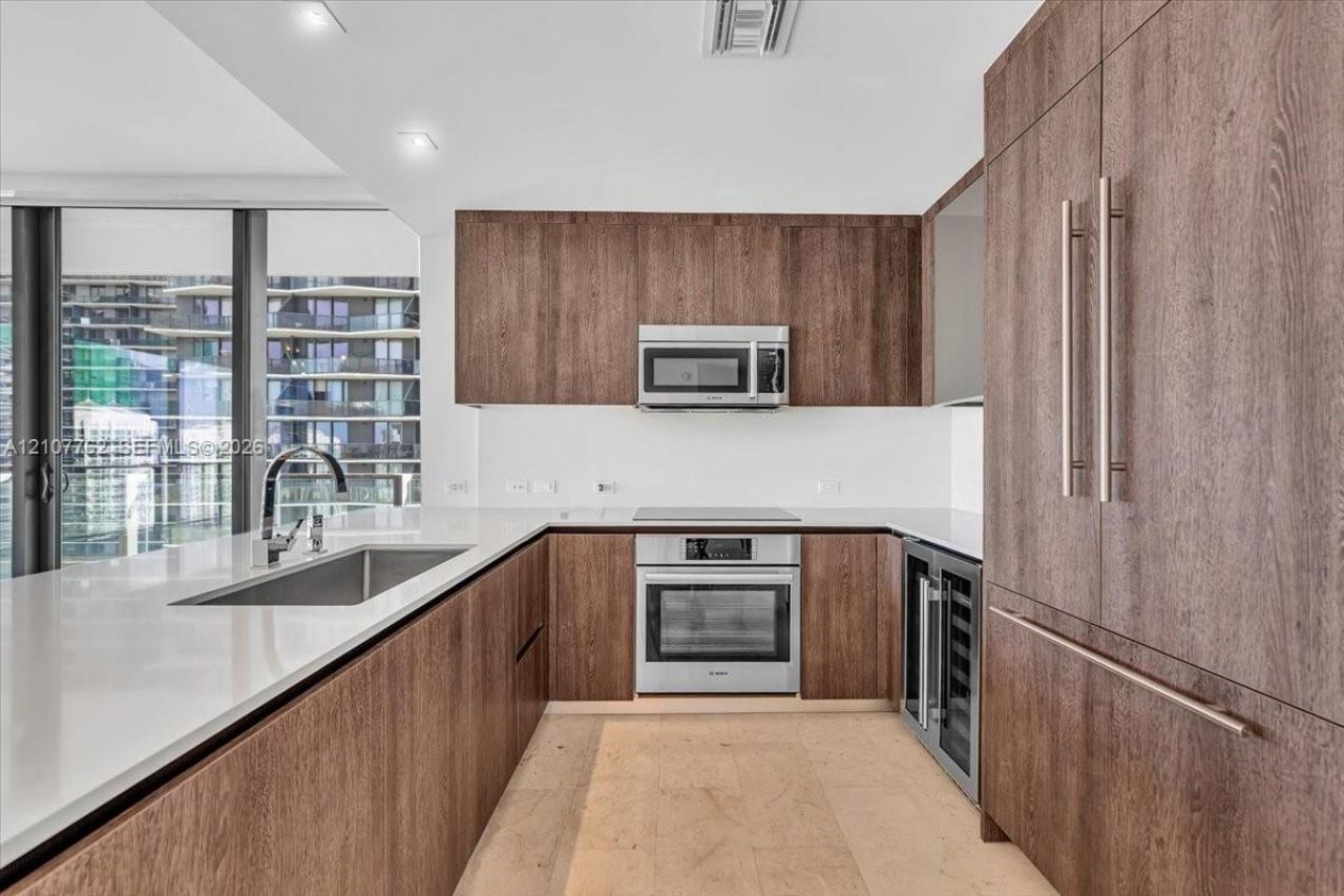 88 SW 7th St , Unit 3401, Miami, FL 33130 Photo