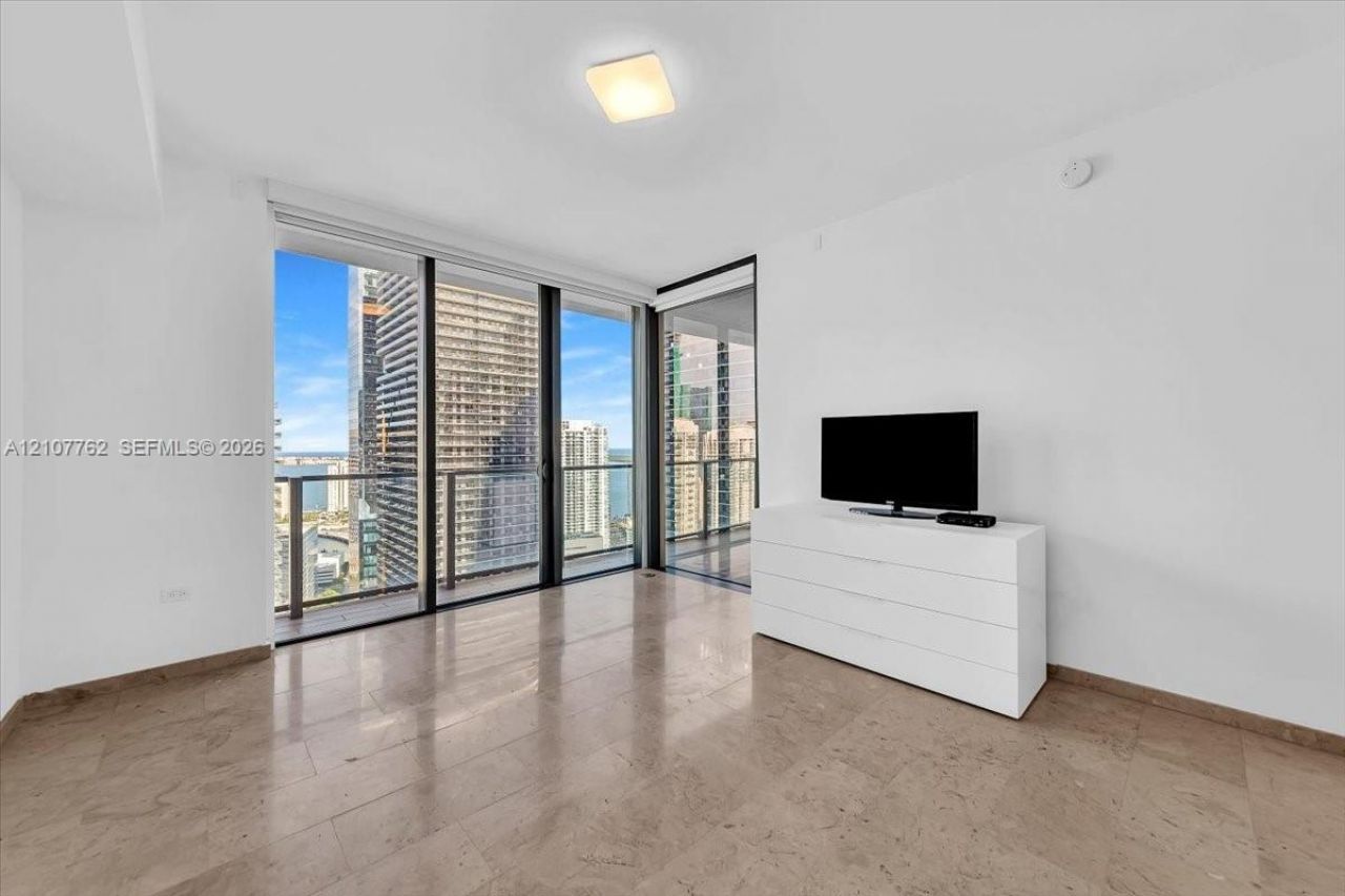 88 SW 7th St , Unit 3401, Miami, FL 33130 Photo