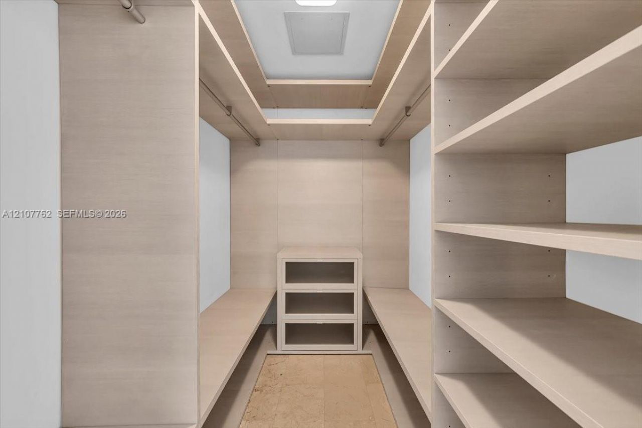 88 SW 7th St , Unit 3401, Miami, FL 33130 Photo