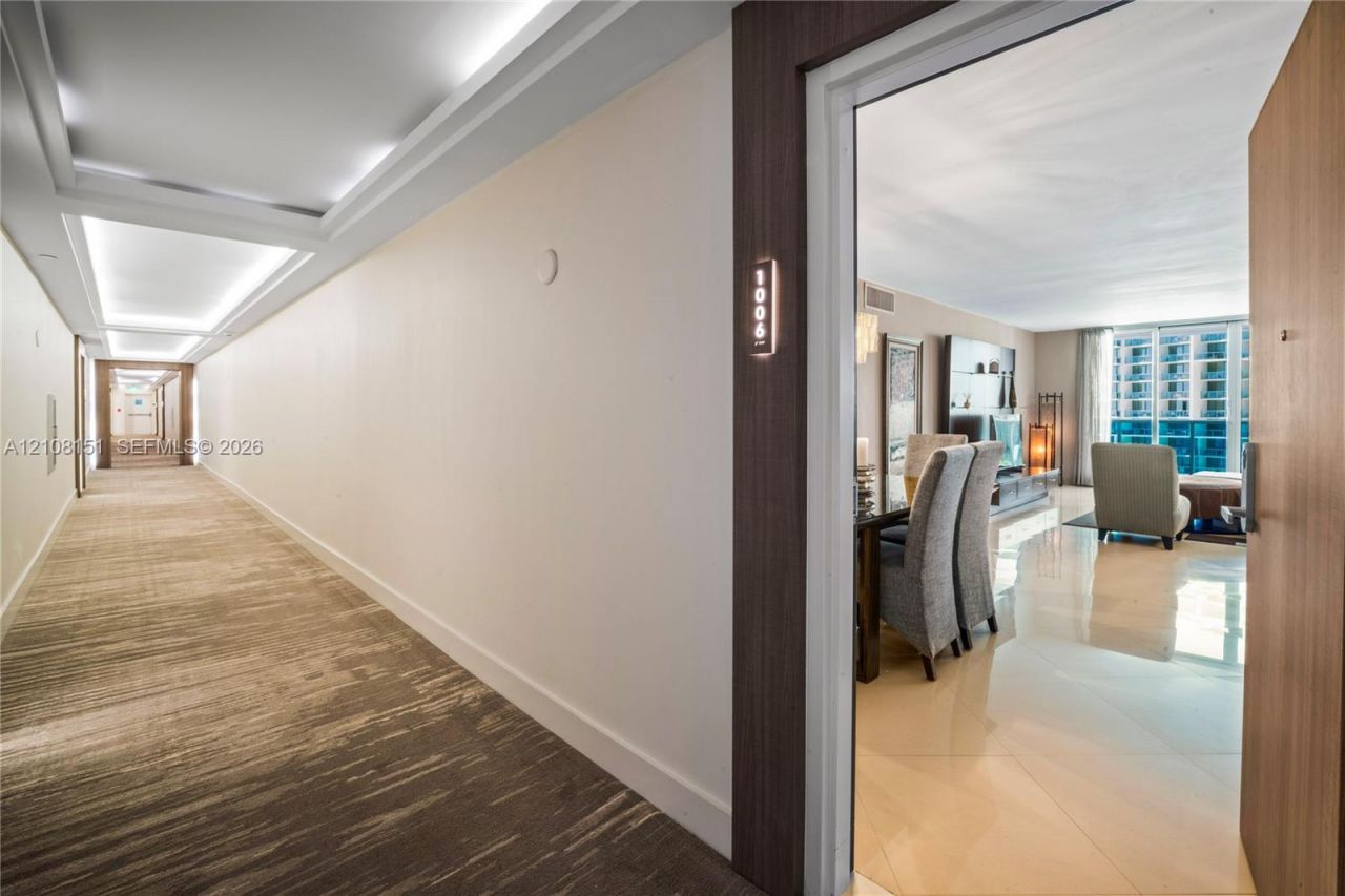 2301 Collins Ave , Unit 1006, Miami Beach, FL 33139 Photo
