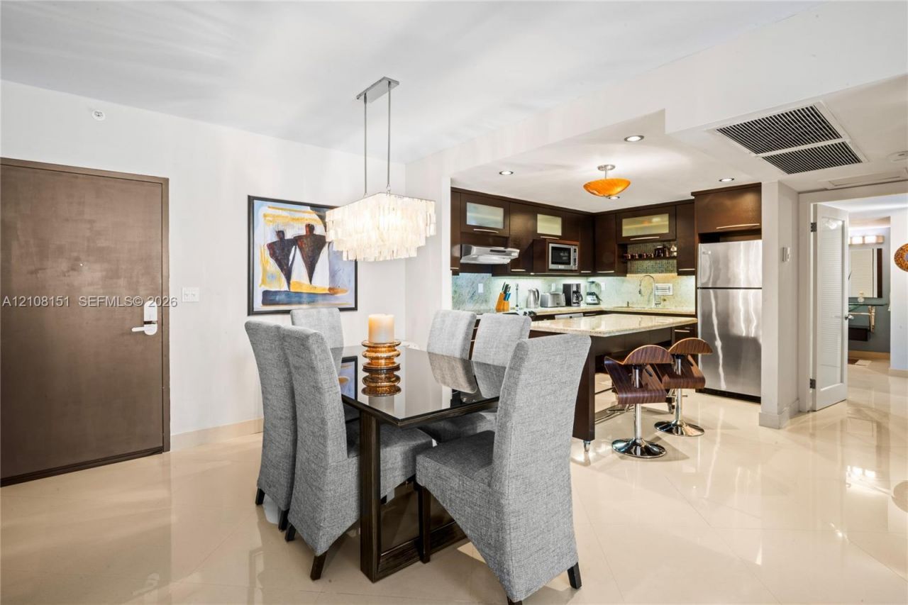 2301 Collins Ave , Unit 1006, Miami Beach, FL 33139 Photo
