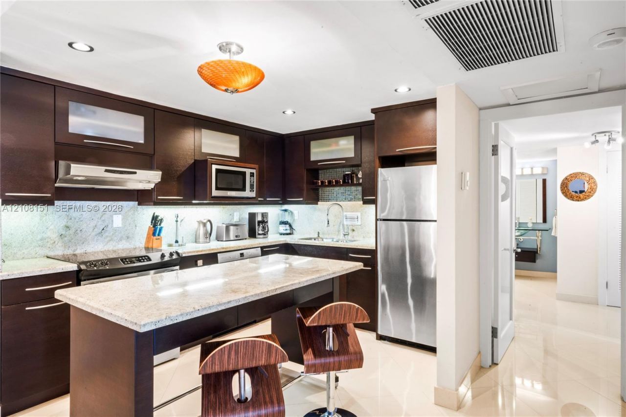 2301 Collins Ave , Unit 1006, Miami Beach, FL 33139 Photo