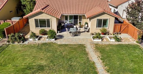 207 La Costa Avenue, Dayton, NV 89403 Photo