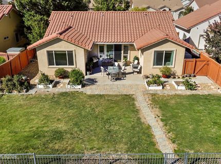 207 La Costa Avenue, Dayton, NV 89403 Photo
