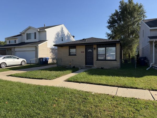 2829 139th Street , Blue Island, IL 60406