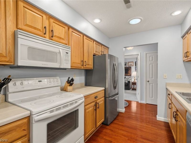 1716 Deermeadow Court, Ashland, OH 44805 Photo 9
