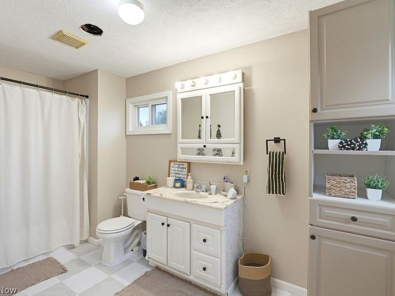 1764 High Street, Cuyahoga Falls, OH 44221 Photo 23