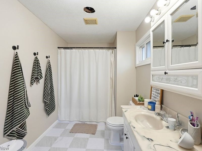 1764 High Street, Cuyahoga Falls, OH 44221 Photo 24