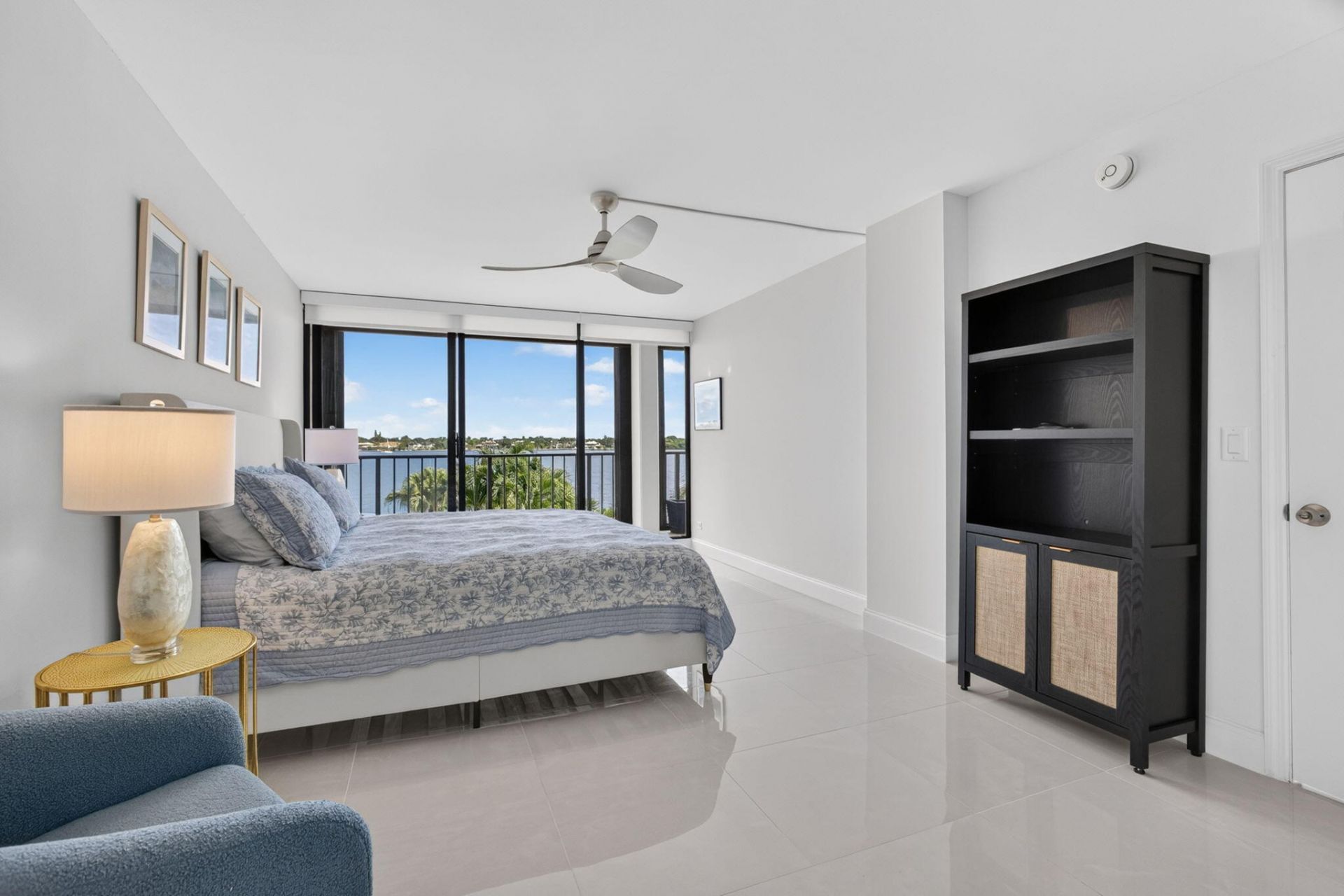 130 Lakeshore, Unit 323, North Palm Beach, FL 33408 Photo