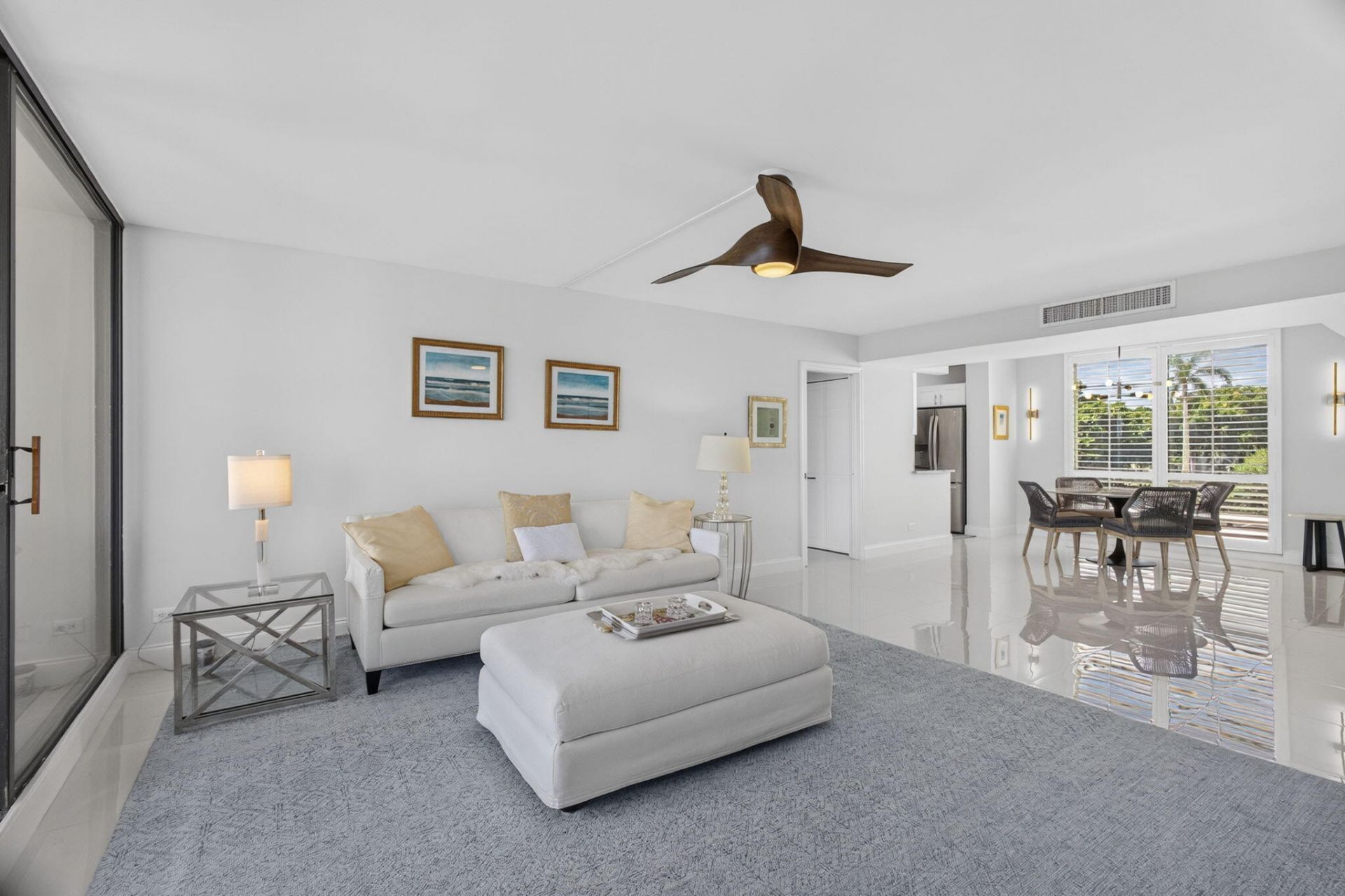 130 Lakeshore, Unit 323, North Palm Beach, FL 33408 Photo