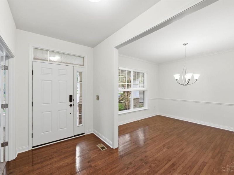 7457 Chagrin Place, Hamilton Township, OH 45039 Photo 4