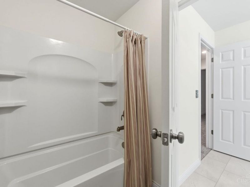 7457 Chagrin Place, Hamilton Township, OH 45039 Photo 40