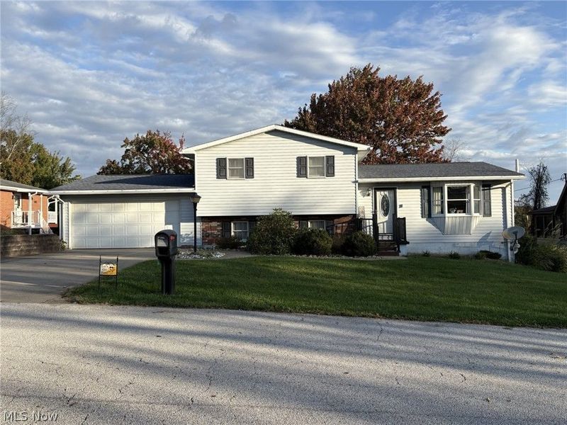 202 Sarah Boulevard, Toronto, OH 43964 Photo 4