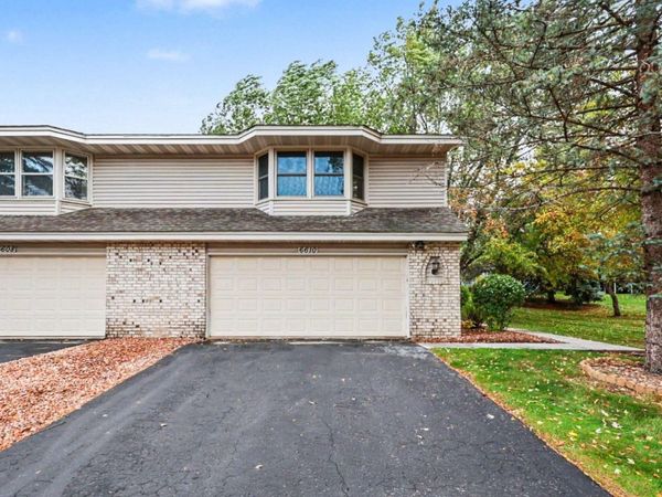 6610 Falstaff Road, Woodbury, MN 55125