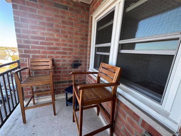 740 E Broadway , Long Beach, NY 11561