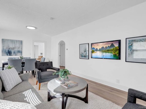 5 2nd Place , Roosevelt, NY 11575