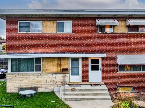 4 E Judith Ann Drive, Mount Prospect, IL 60056