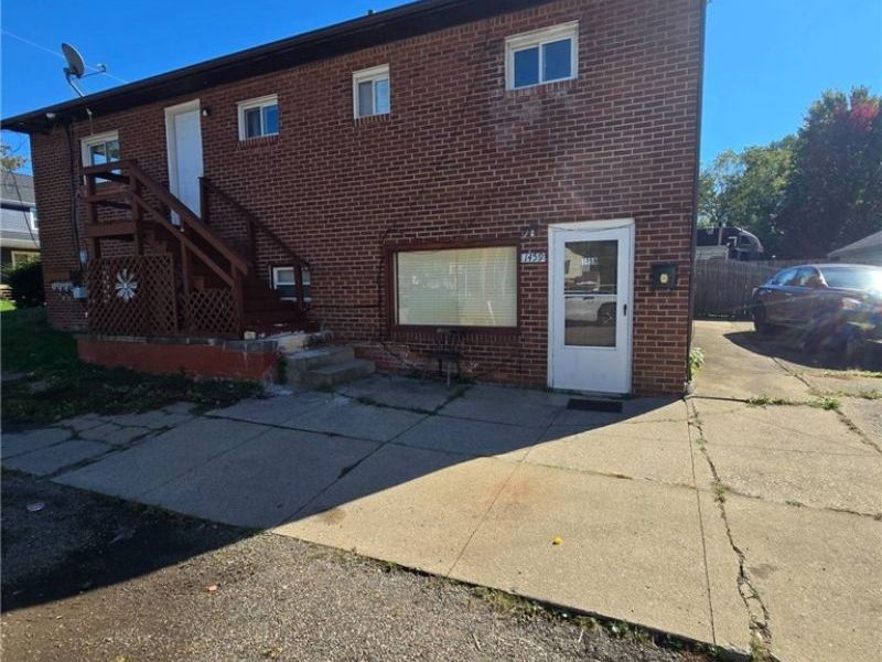 1455-1459 Struble Avenue NE, Canton, OH 44705 Photo 3