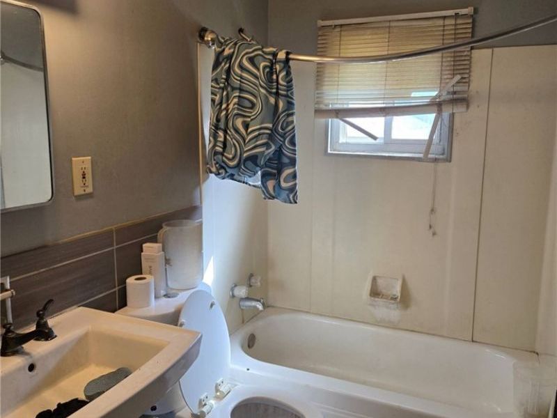 1455-1459 Struble Avenue NE, Canton, OH 44705 Photo 9