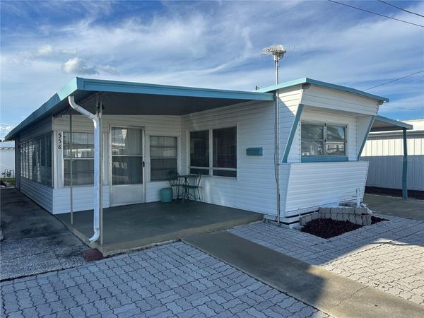 558 SINCLAIR CIRCLE , TAVARES, FL 32778