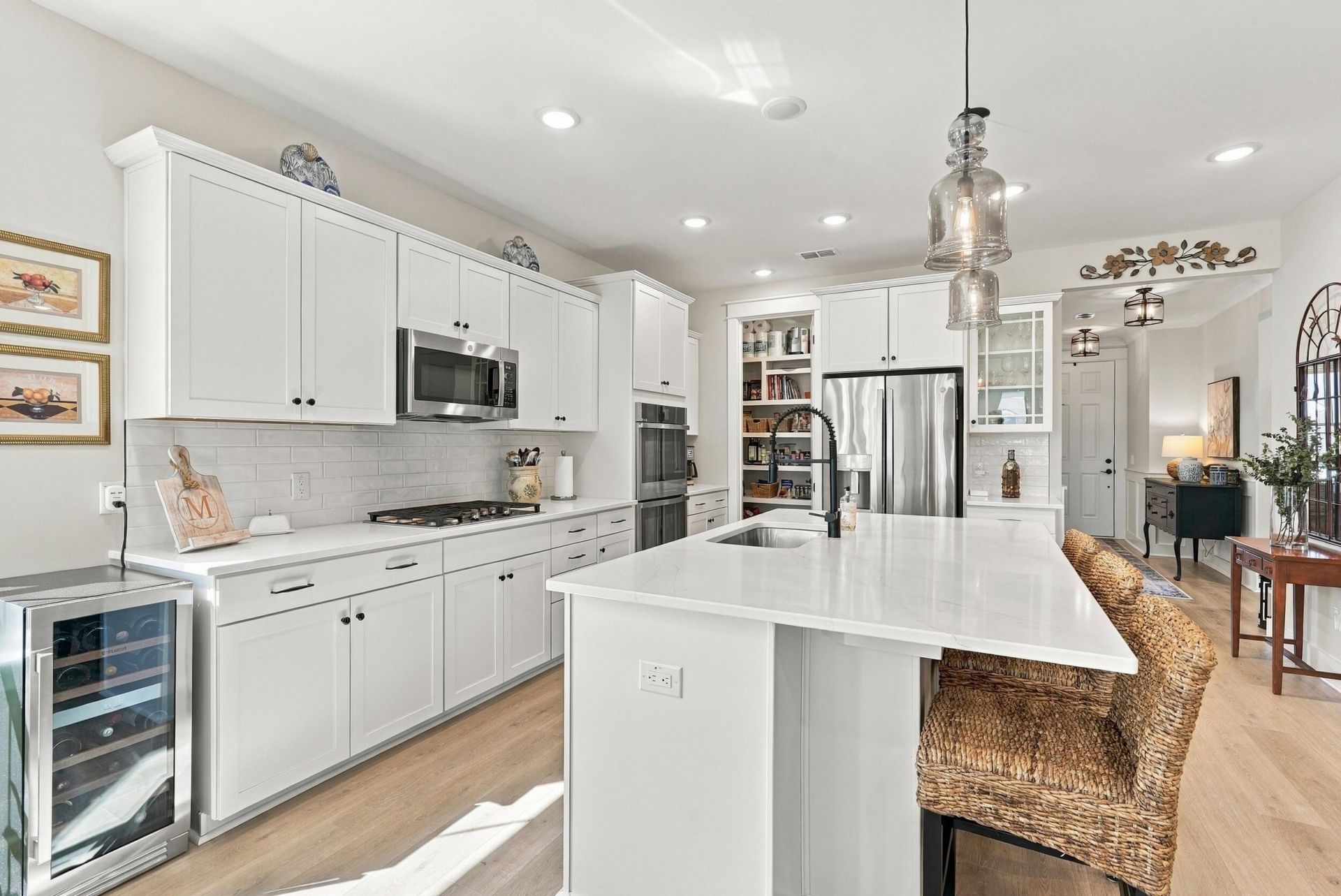 136 Leeward Landing Photo 10