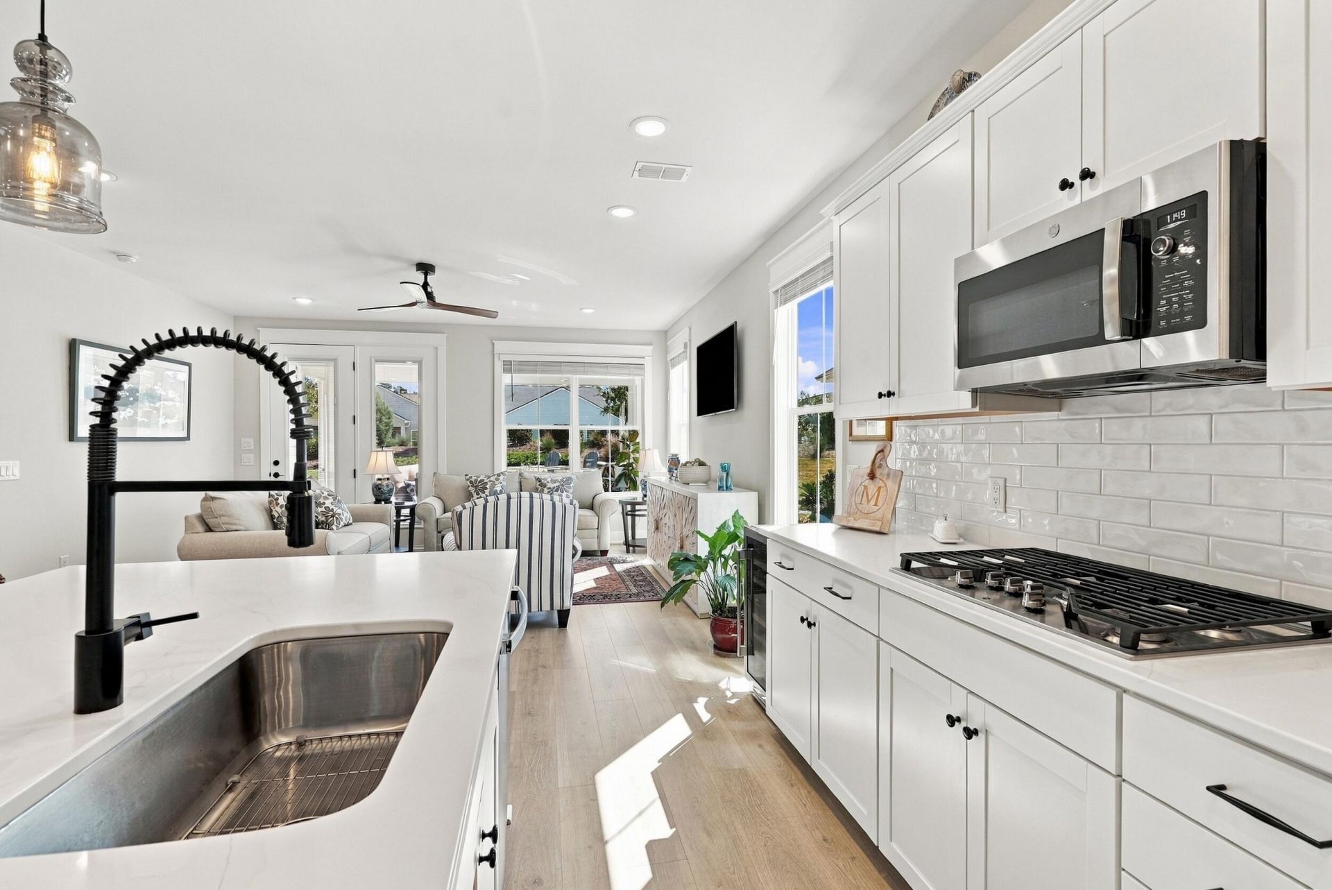 136 Leeward Landing Photo 12