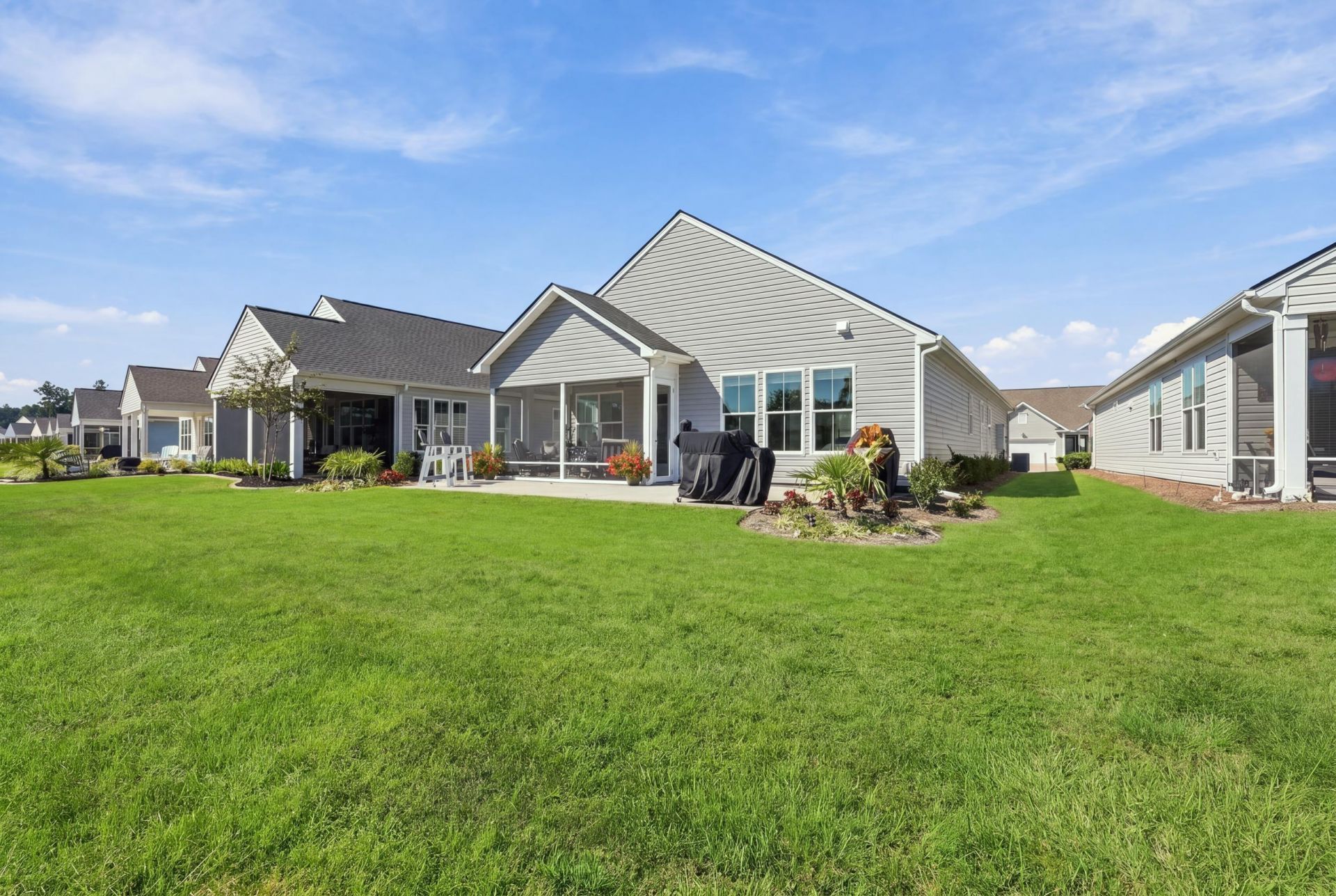 136 Leeward Landing Photo 33