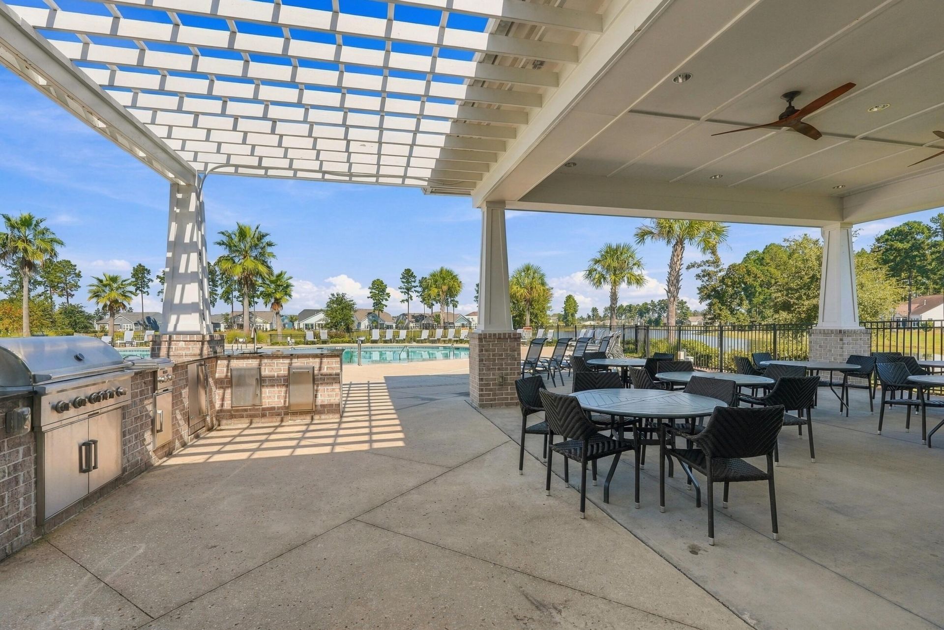 136 Leeward Landing Photo 39