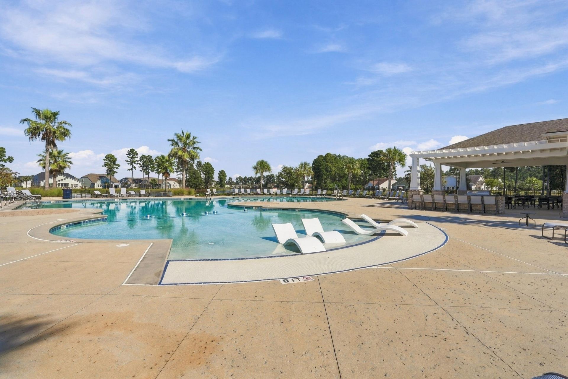 136 Leeward Landing Photo 41