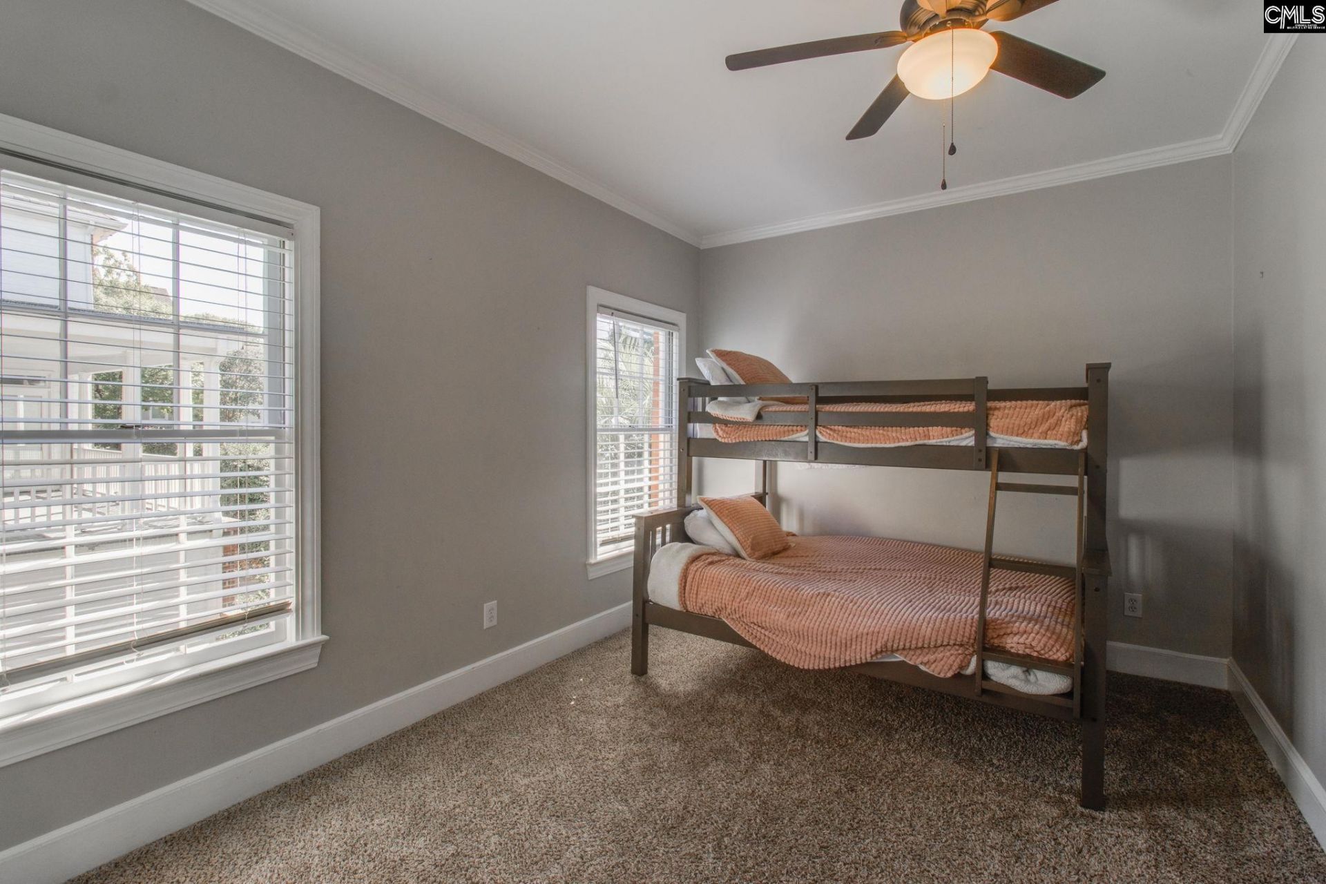 1700 Phelps  Photo 24